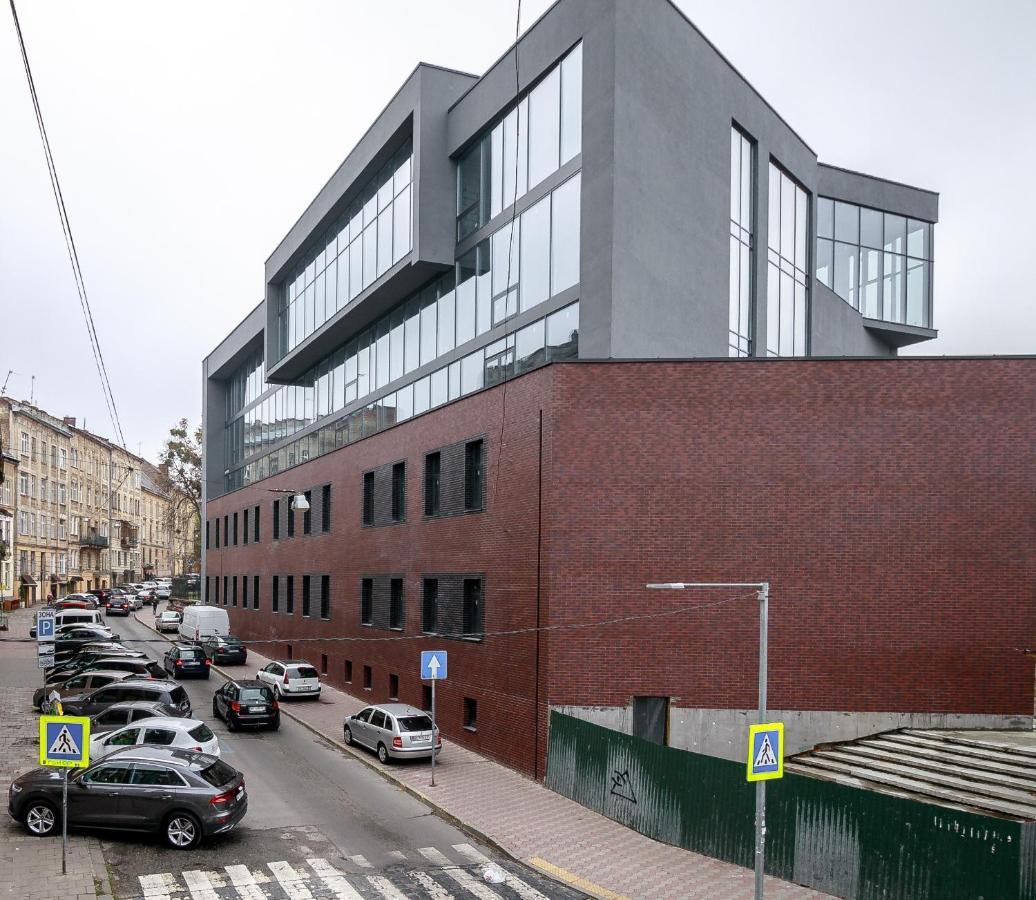 Golden Violin ! Apartments Lviv Exterior photo