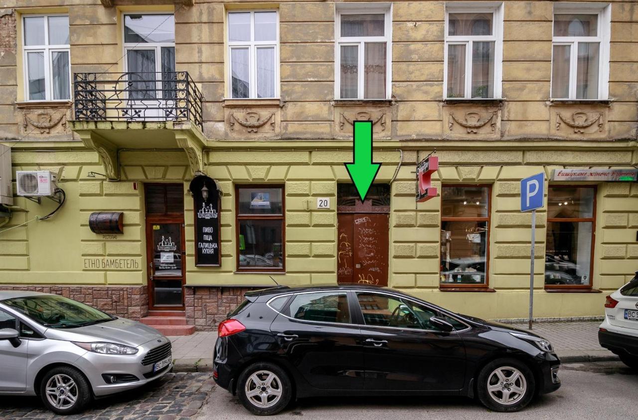 Golden Violin ! Apartments Lviv Exterior photo